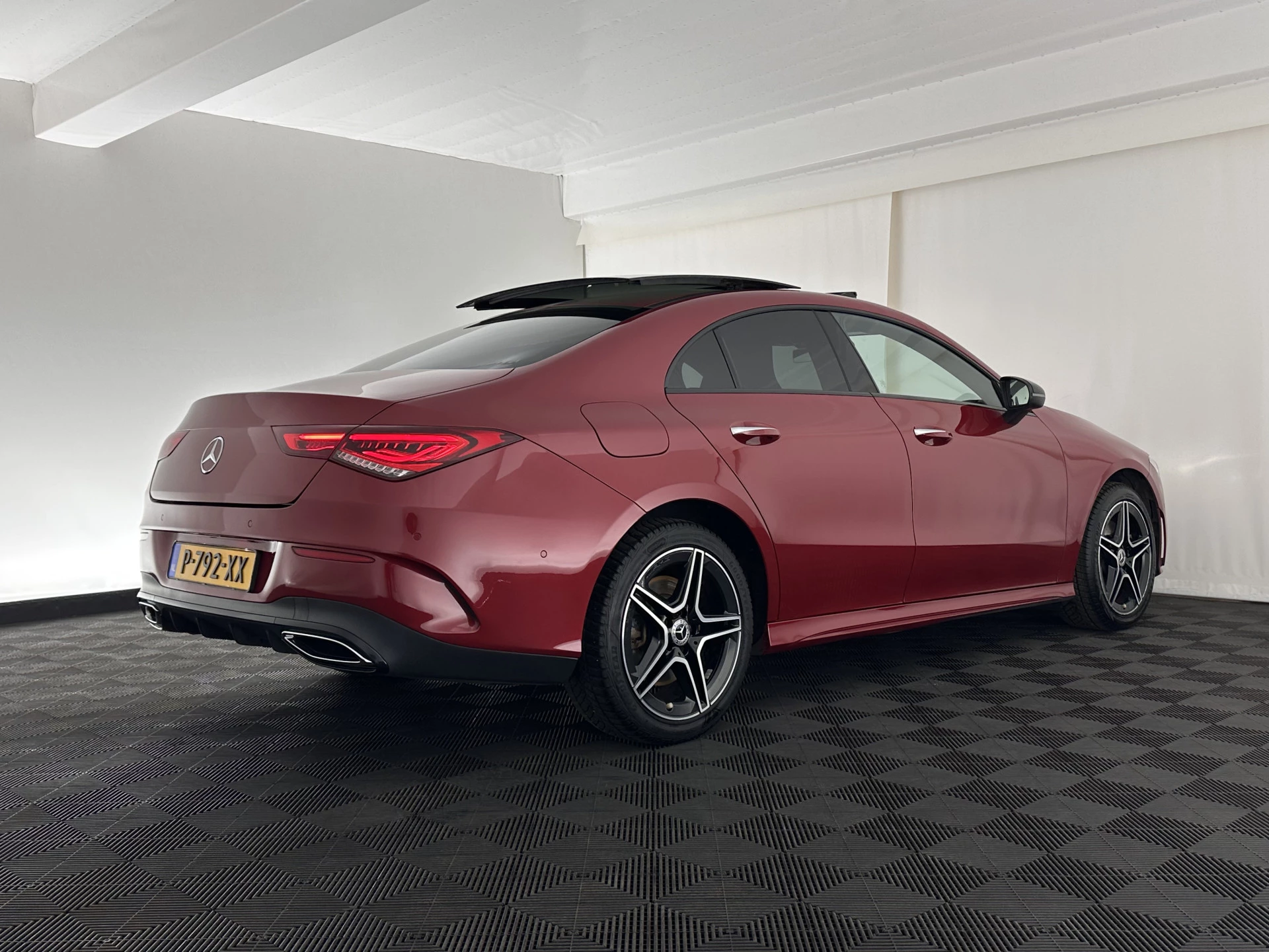 Hoofdafbeelding Mercedes-Benz CLA