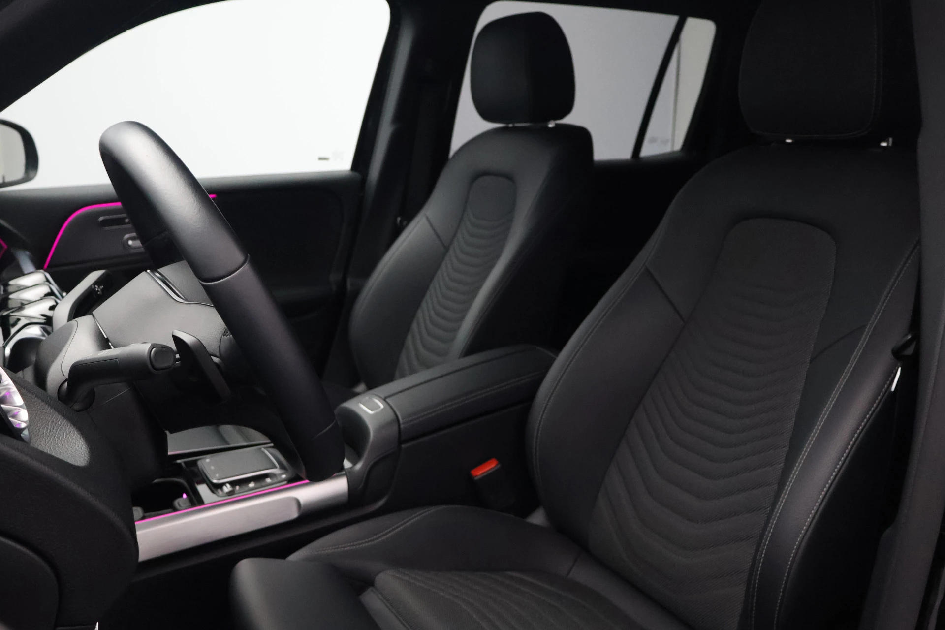 Hoofdafbeelding Mercedes-Benz EQB