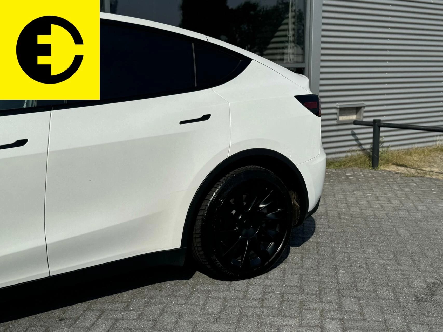 Hoofdafbeelding Tesla Model Y