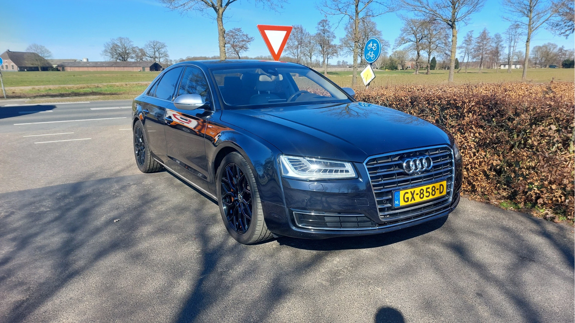 Hoofdafbeelding Audi A8