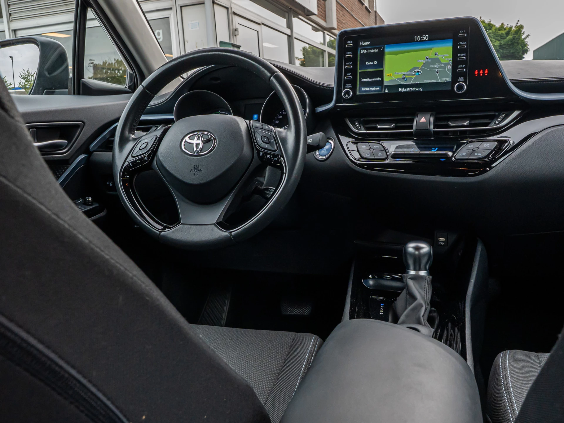 Hoofdafbeelding Toyota C-HR