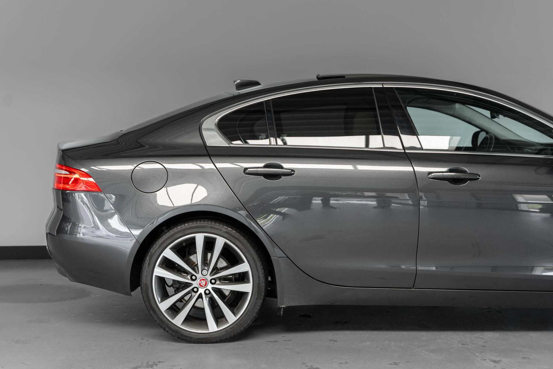 Hoofdafbeelding Jaguar XE