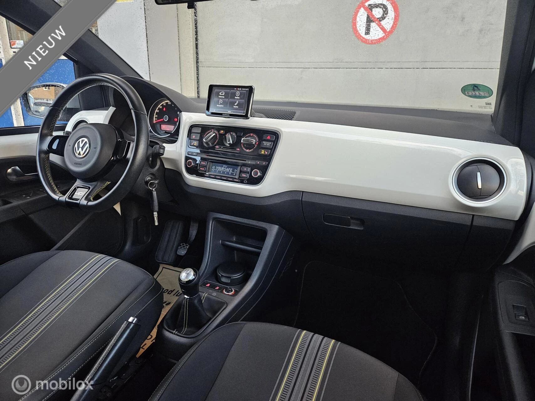 Hoofdafbeelding Volkswagen up!