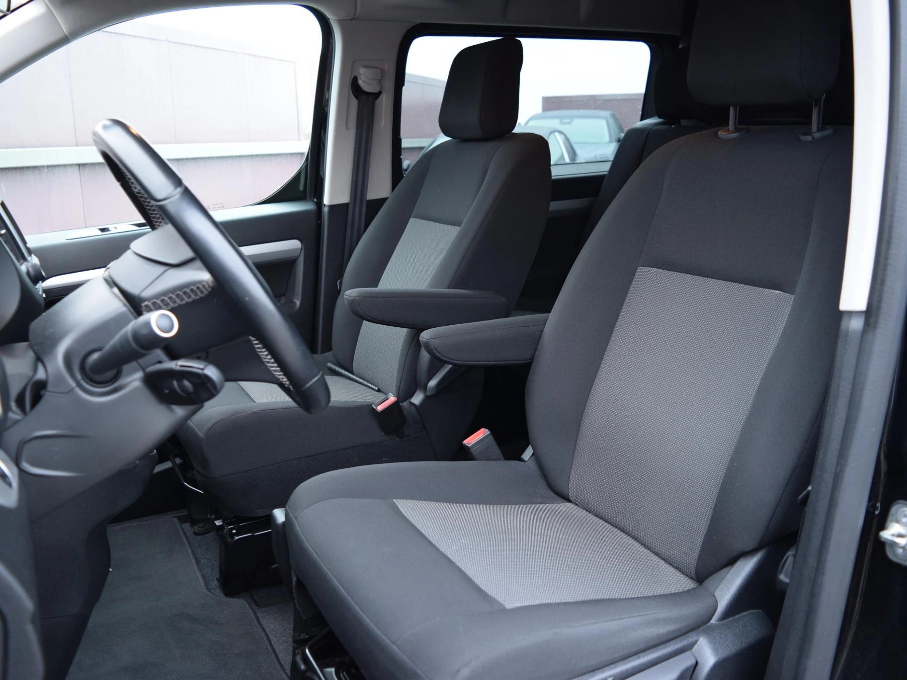Hoofdafbeelding Opel Vivaro-e