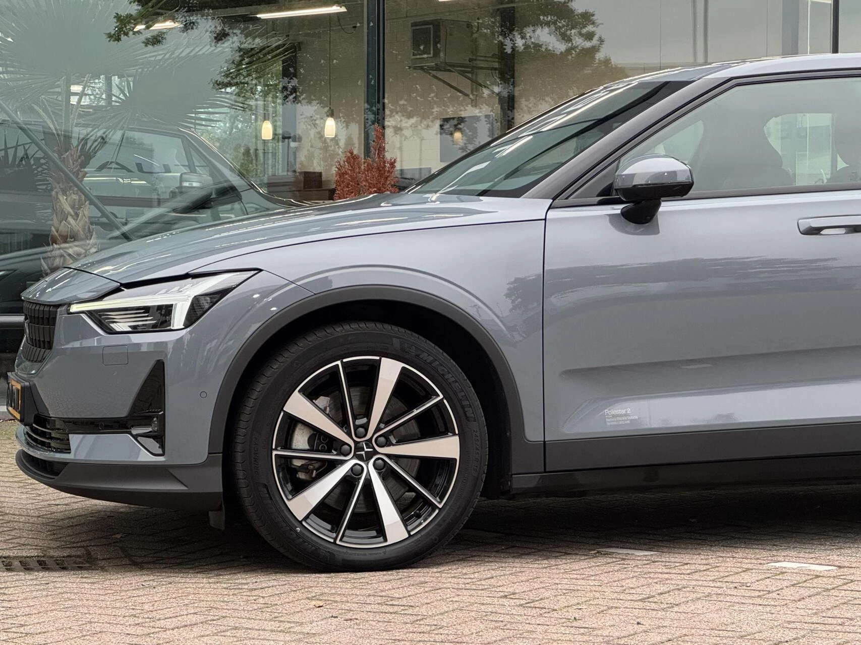 Hoofdafbeelding Polestar 2