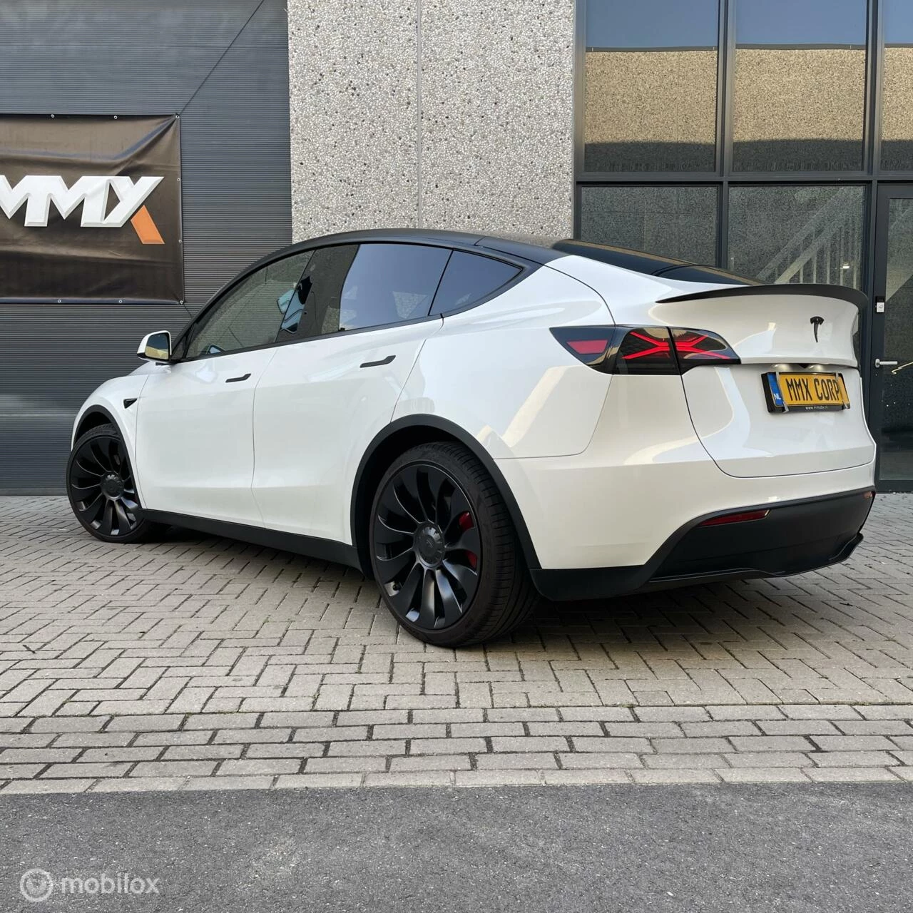 Hoofdafbeelding Tesla Model Y