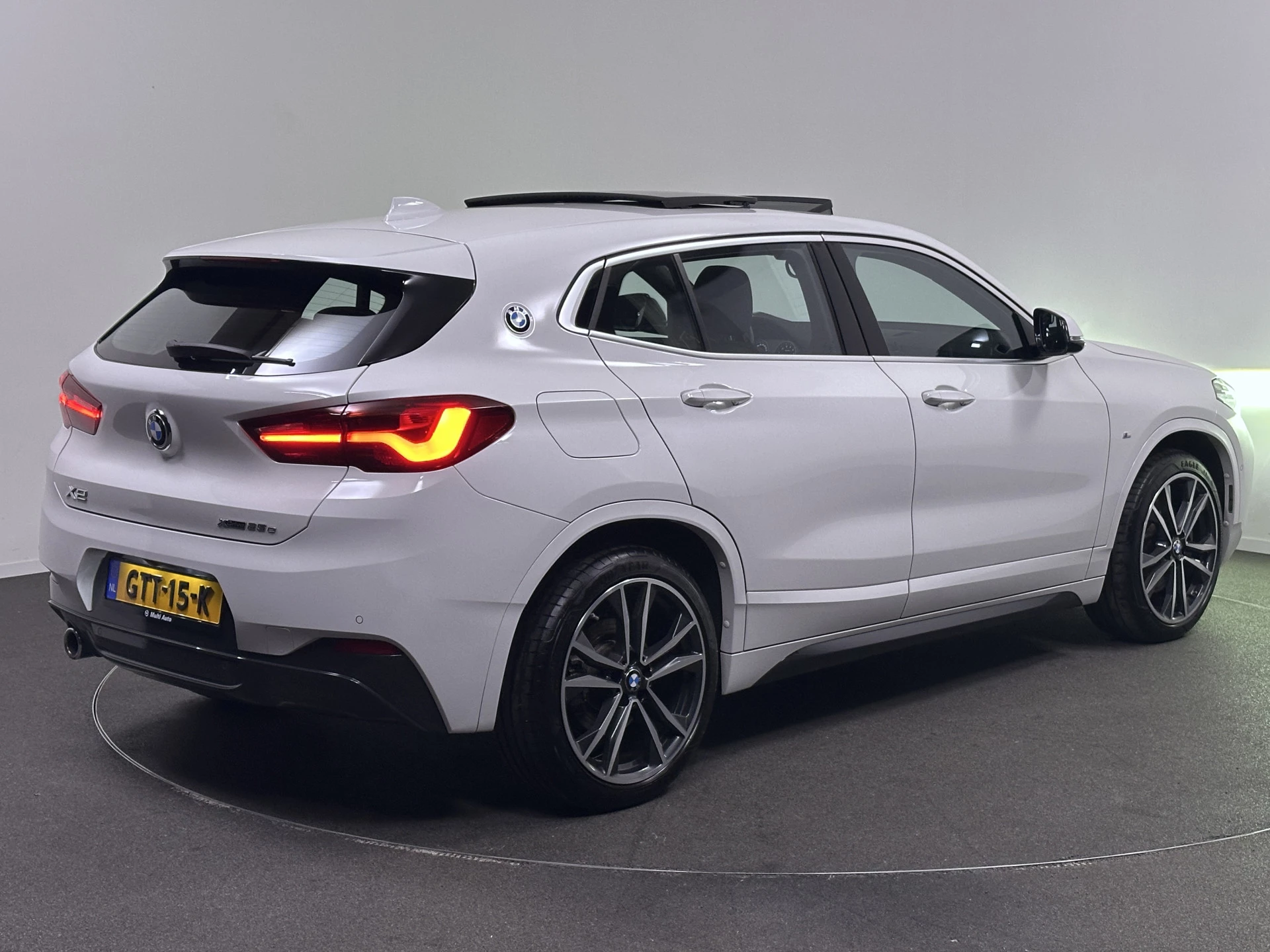 Hoofdafbeelding BMW X2