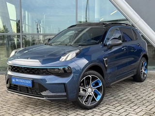 Lynk & Co 01 1.5 261pk Plug-In 17,1 KwH Accu NIEUWE AUTO Panoramadak / 360 Camera / Zwarte Hemel