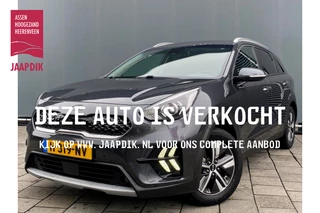 Hoofdafbeelding Kia Niro Kia Niro 1.6 GDi Hybrid DynamicLine | CLIMA | NAVI | CAMERA A | CARPLAY | PDC 2X | AD CRUISE | PRIVACY GLASS |