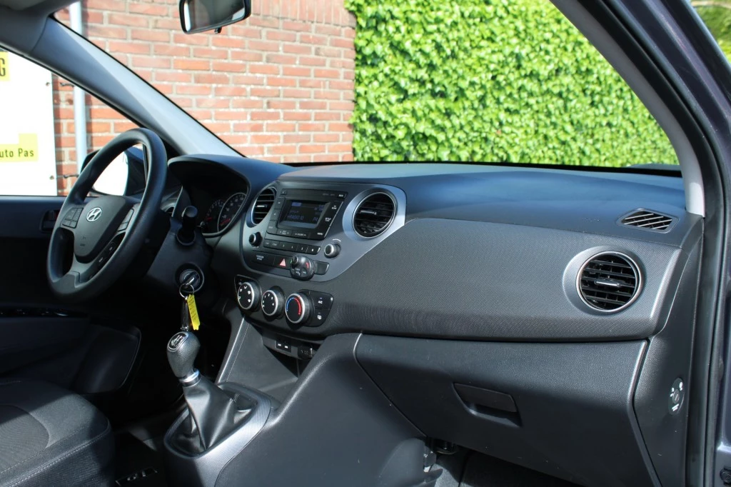 Hoofdafbeelding Hyundai i10