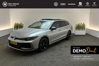 Volkswagen Passat Variant 1.5 eHybrid 204pk DSG R-Line Edition | Panoramadak, Trekhaak Zwenkbaar, Park Assist |