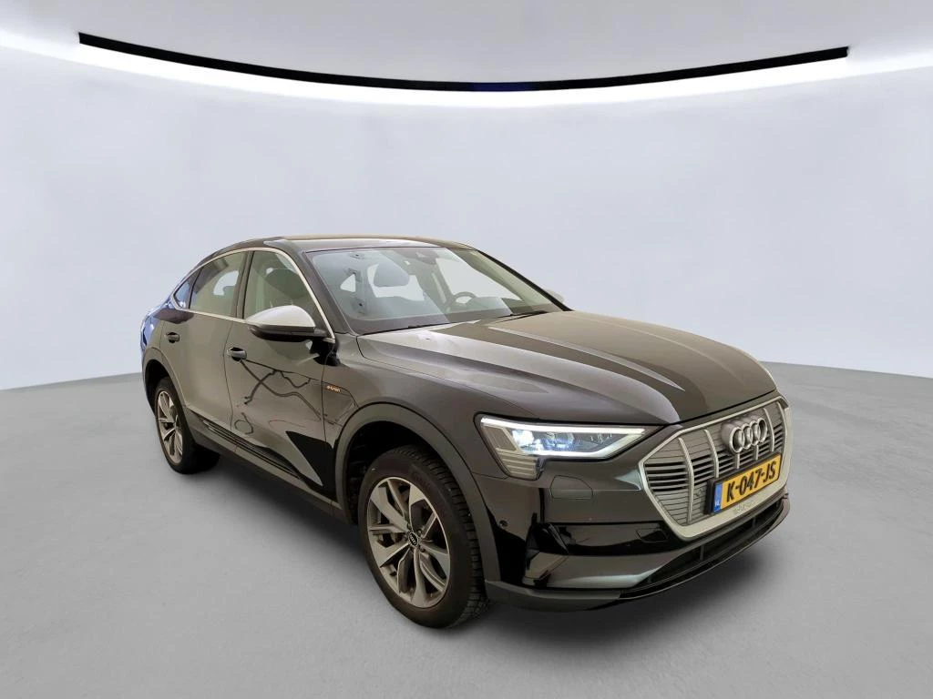 Hoofdafbeelding Audi e-tron