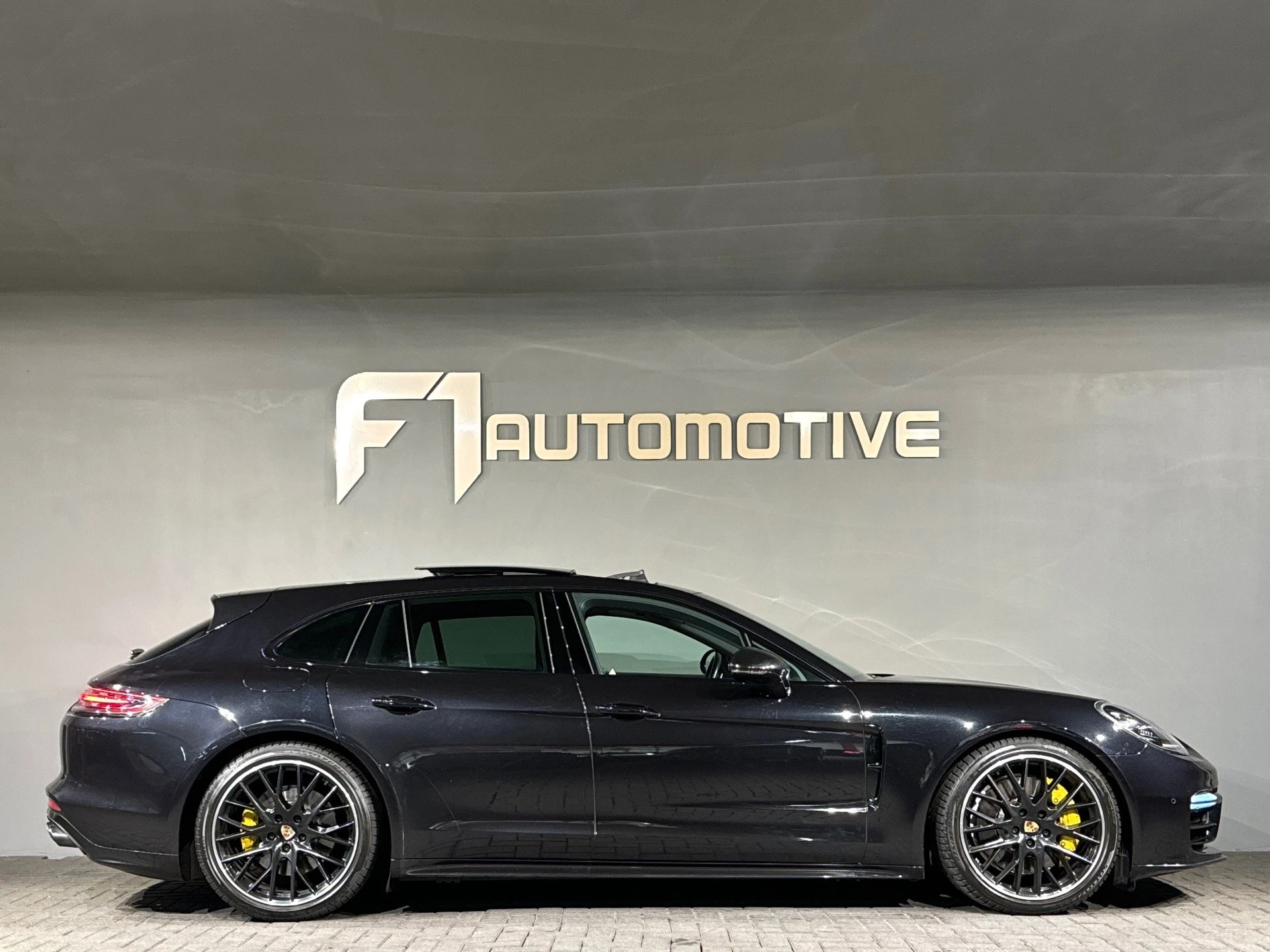 Hoofdafbeelding Porsche Panamera