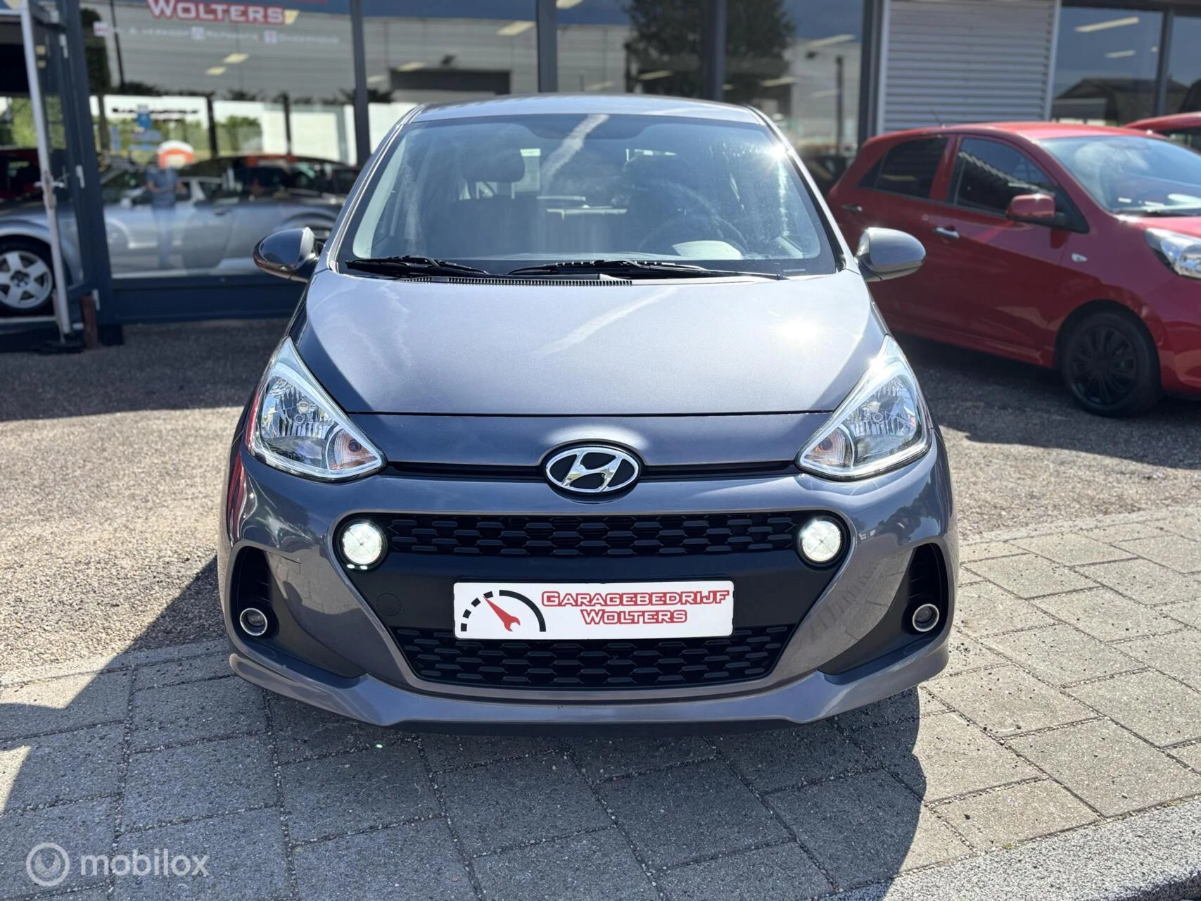 Hoofdafbeelding Hyundai i10