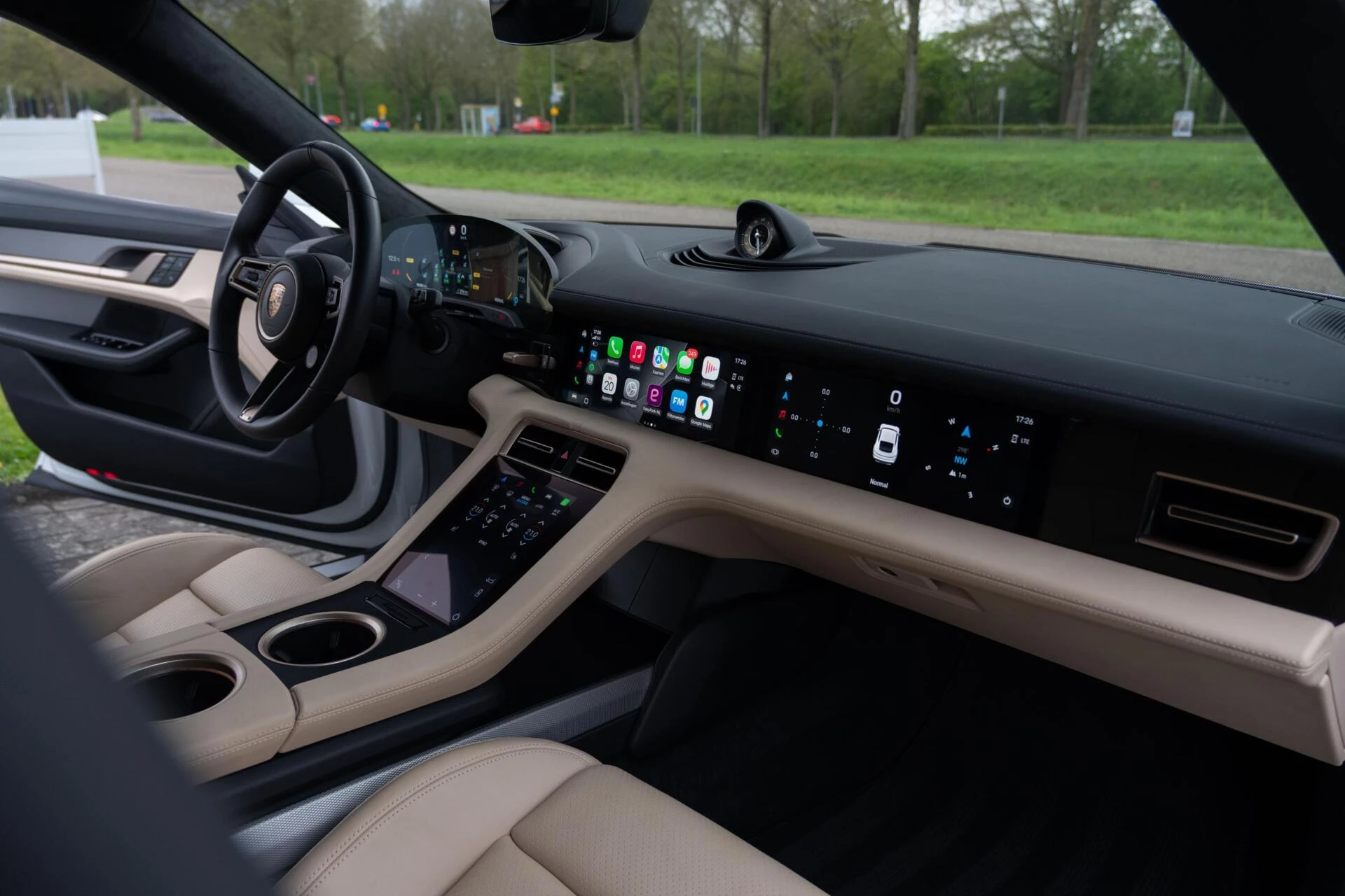 Hoofdafbeelding Porsche Taycan