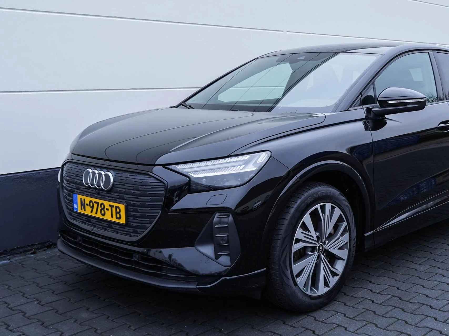 Hoofdafbeelding Audi Q4 e-tron