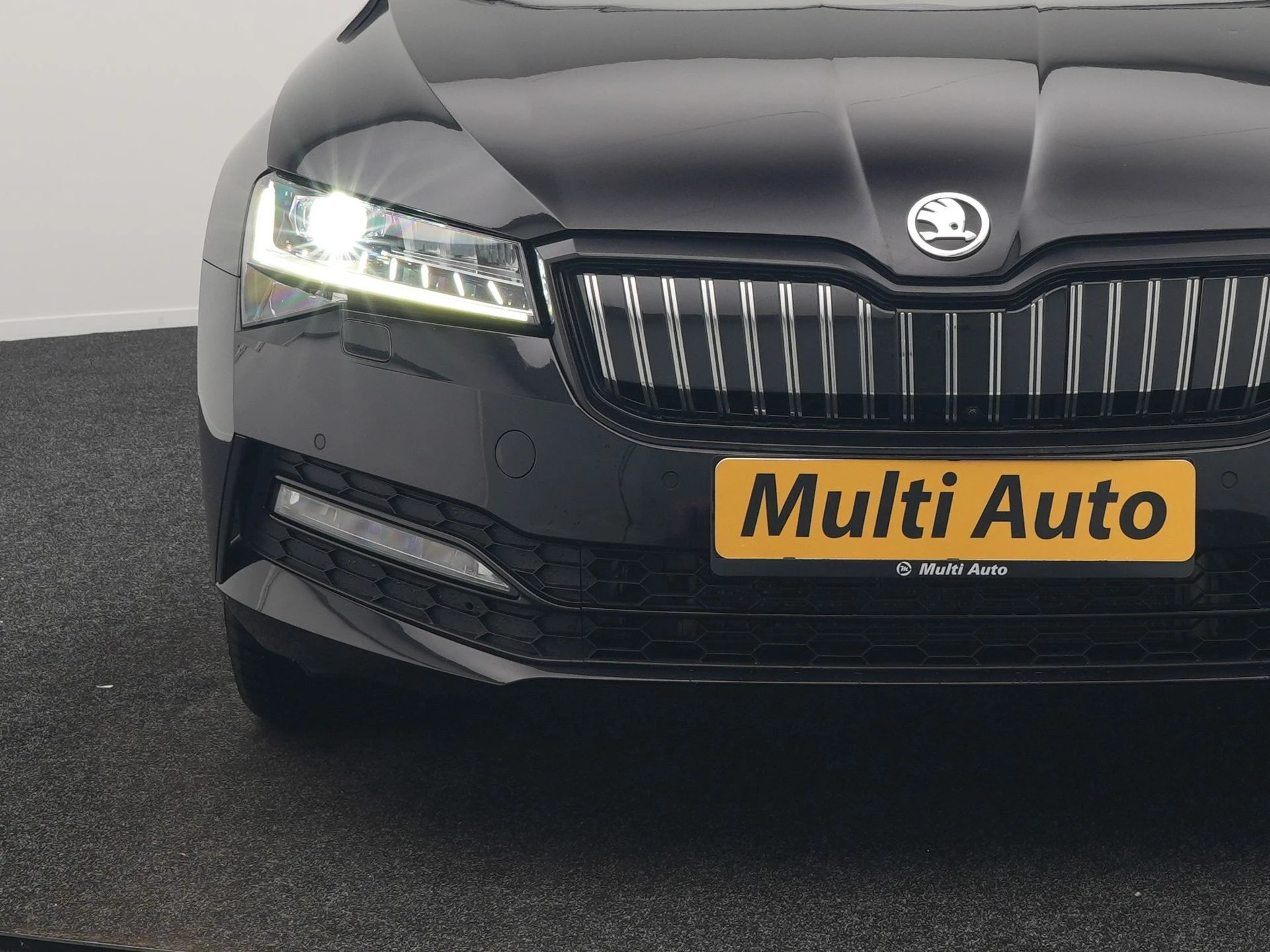 Hoofdafbeelding Škoda Superb