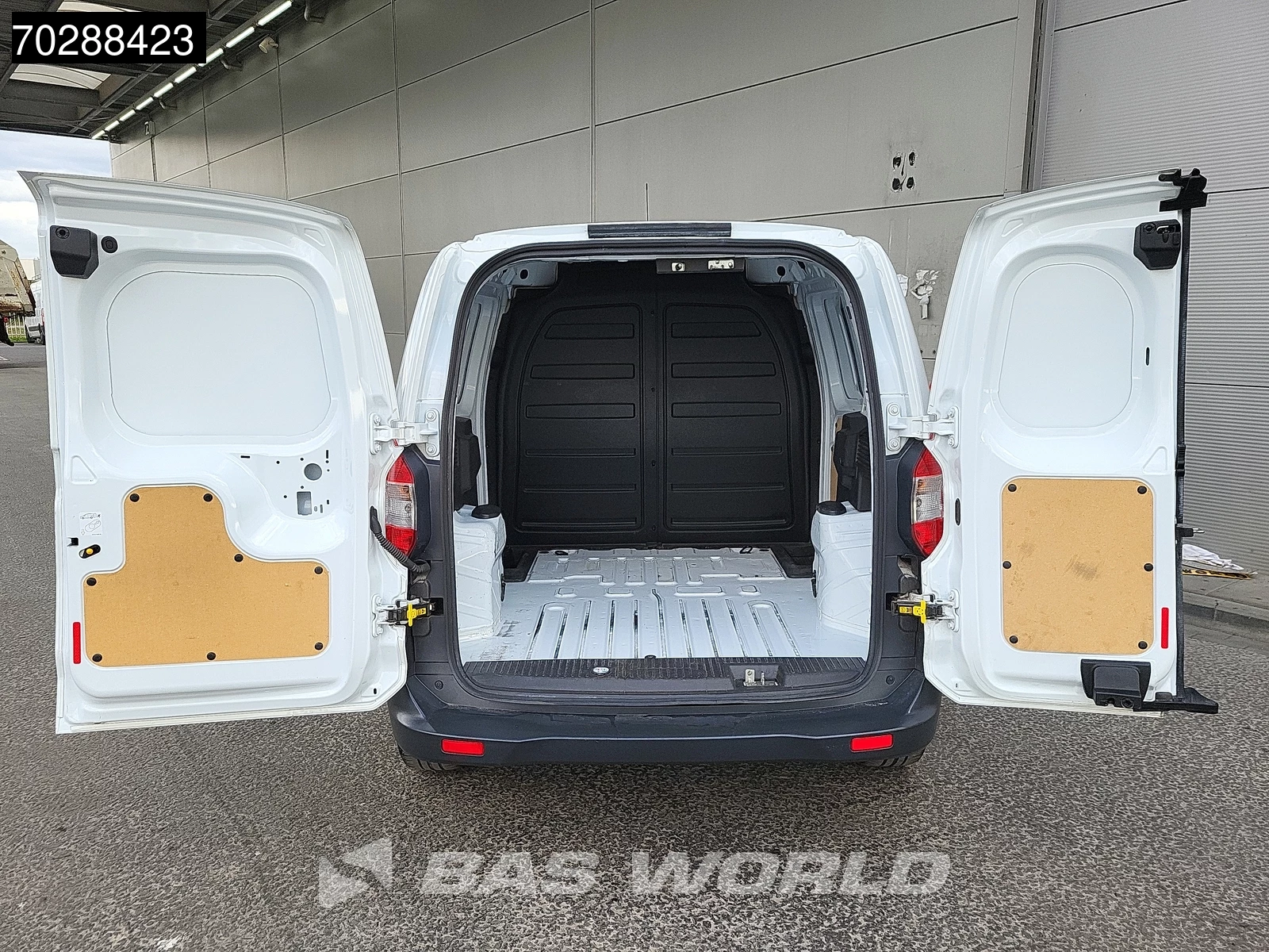 Hoofdafbeelding Ford Transit Courier