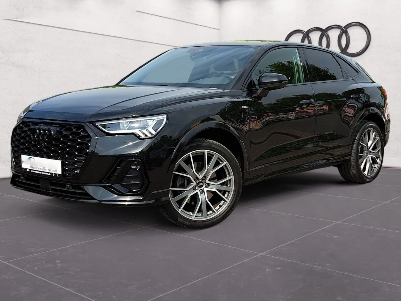 Hoofdafbeelding Audi Q3