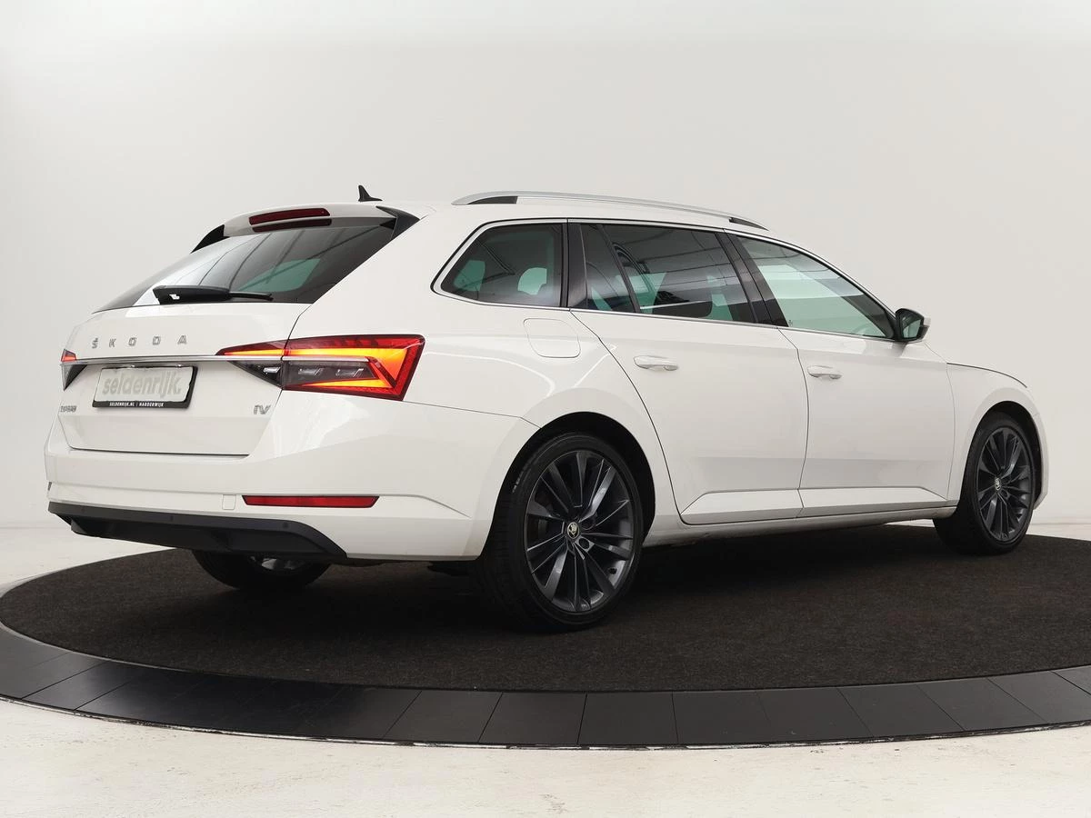 Hoofdafbeelding Škoda Superb