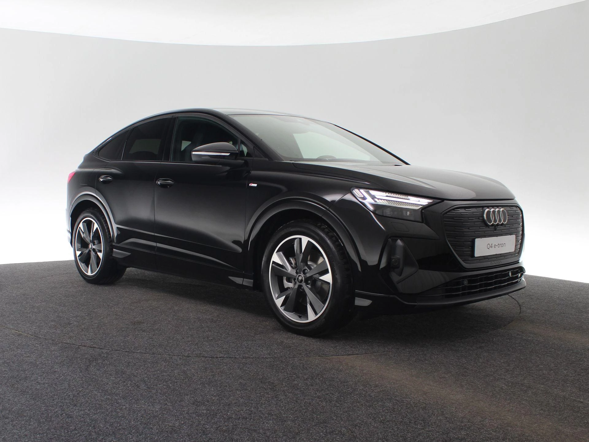 Hoofdafbeelding Audi Q4 Sportback e-tron