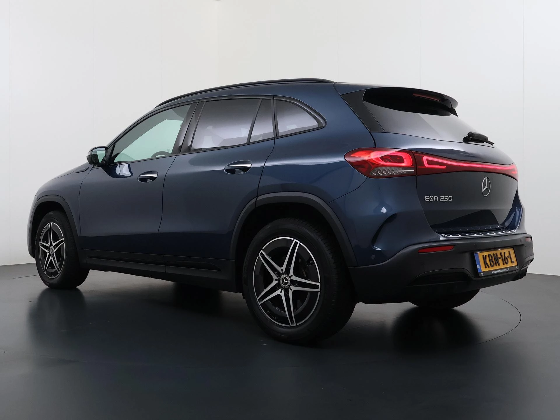 Hoofdafbeelding Mercedes-Benz EQA