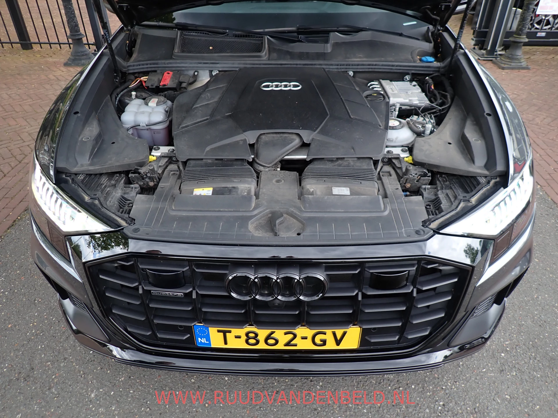 Hoofdafbeelding Audi Q8