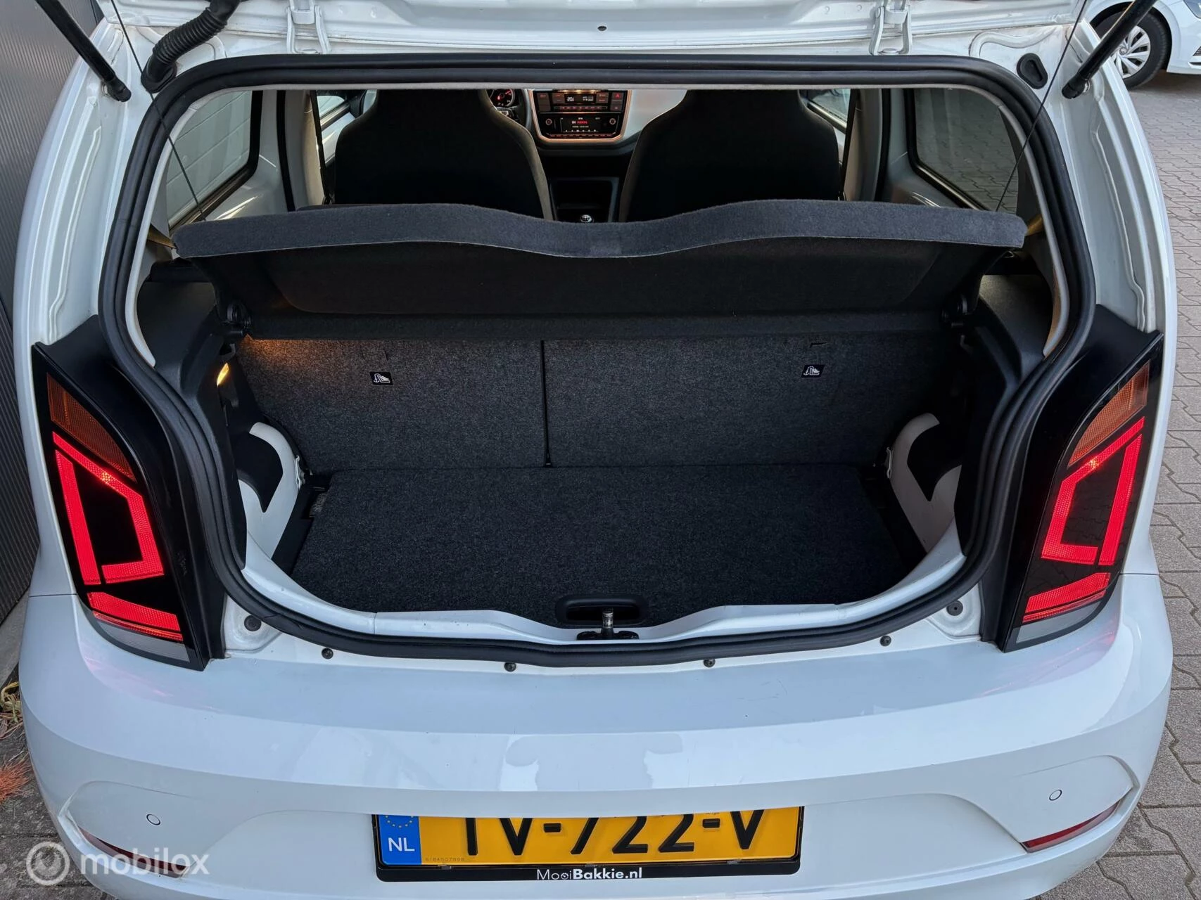 Hoofdafbeelding Volkswagen up!