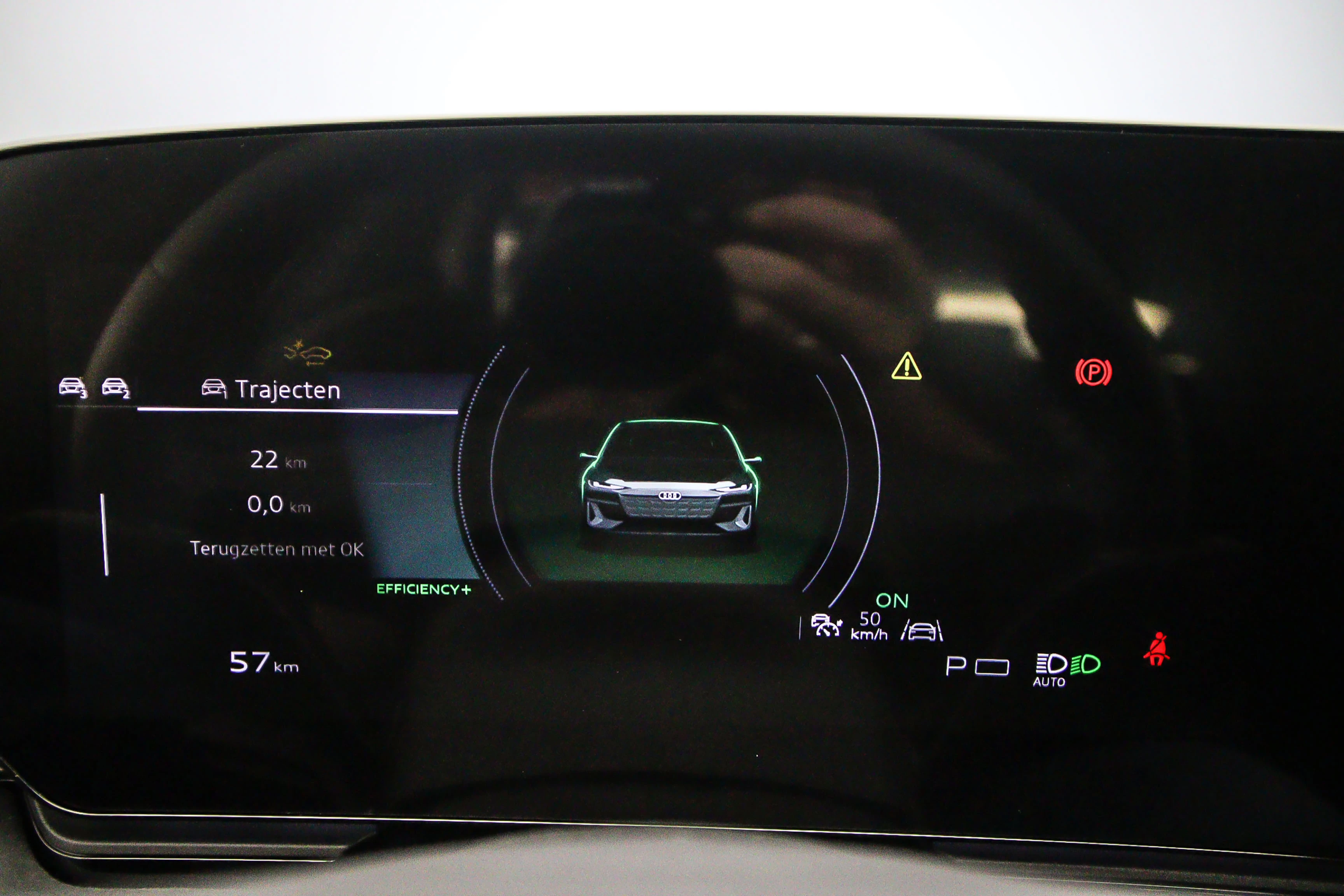 Hoofdafbeelding Audi A6 Avant e-tron
