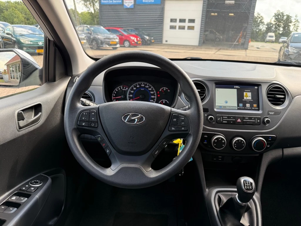 Hoofdafbeelding Hyundai i10