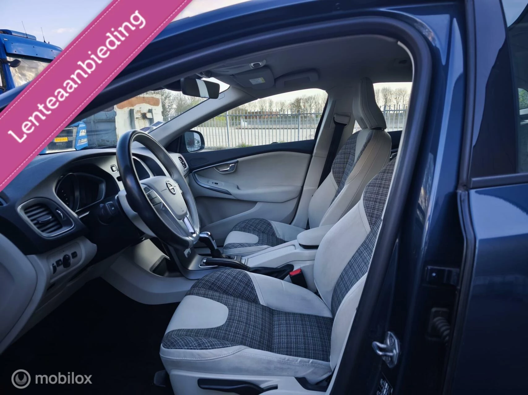 Hoofdafbeelding Volvo V40
