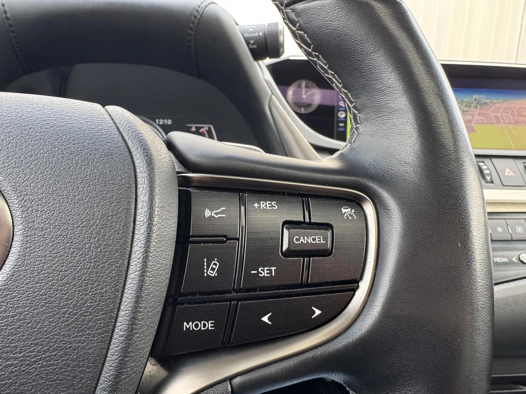 Hoofdafbeelding Lexus ES