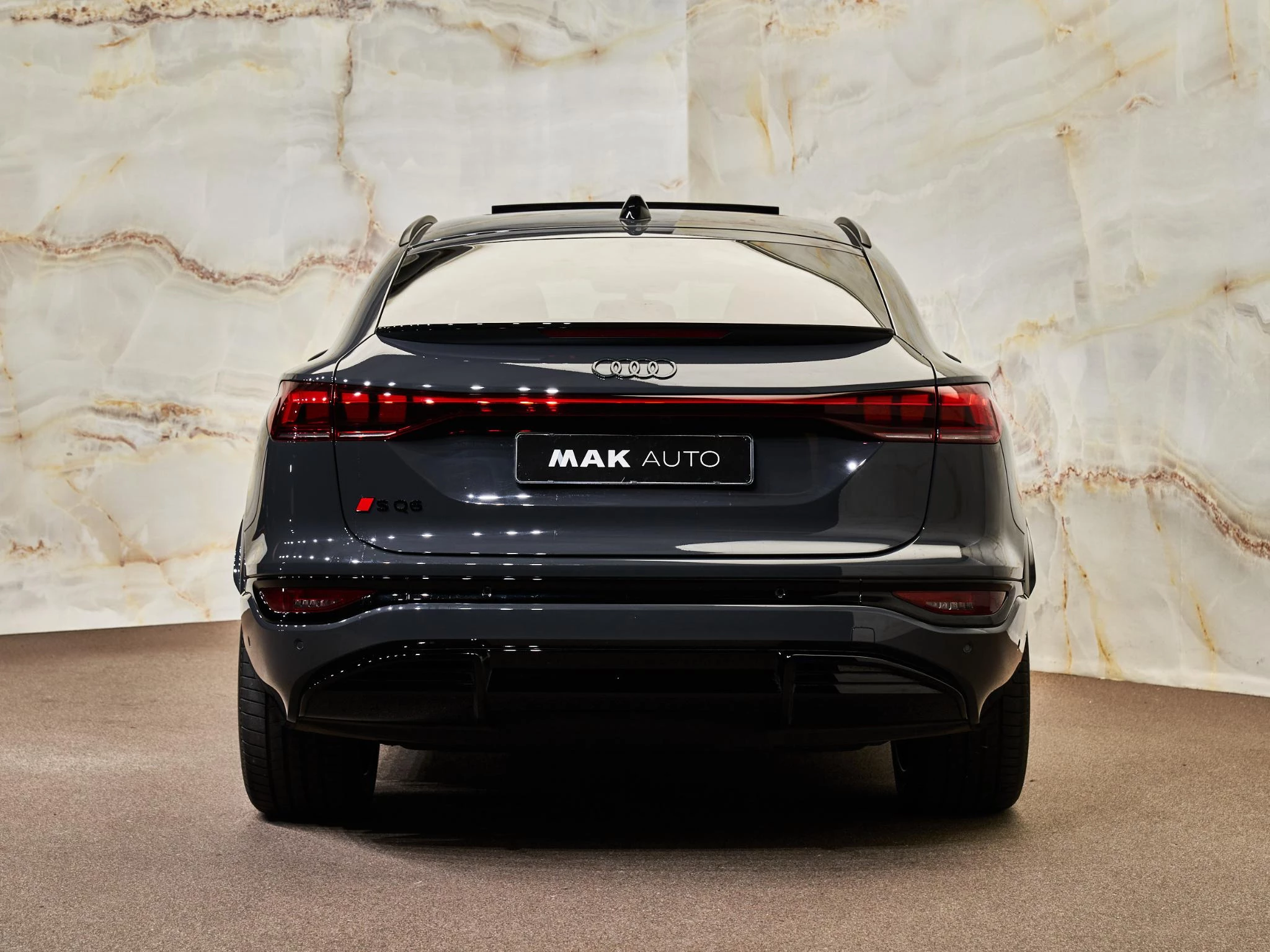 Hoofdafbeelding Audi SQ6 e-tron