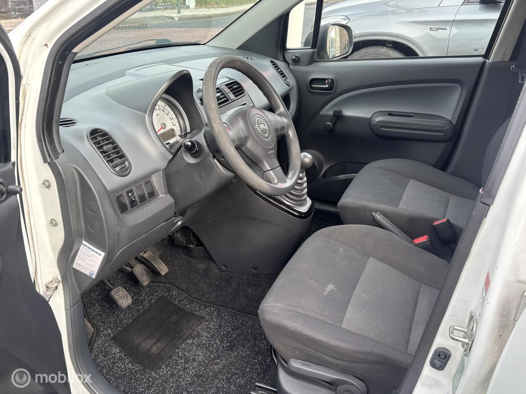 Hoofdafbeelding Opel Agila