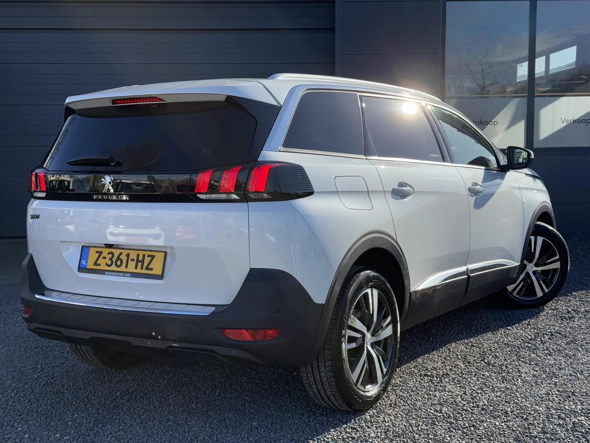 Hoofdafbeelding Peugeot 5008