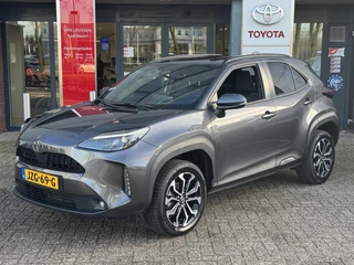 Hoofdafbeelding Toyota Yaris Cross Toyota Yaris Cross 1.5 Hybrid 115 FIRST EDITION STOEL/STUURVERWARMING APPLE/ANDROID CAMERA CLIMA NAVI AD-CRUISE PRIVACY-GLASS 17"LM-VELGEN