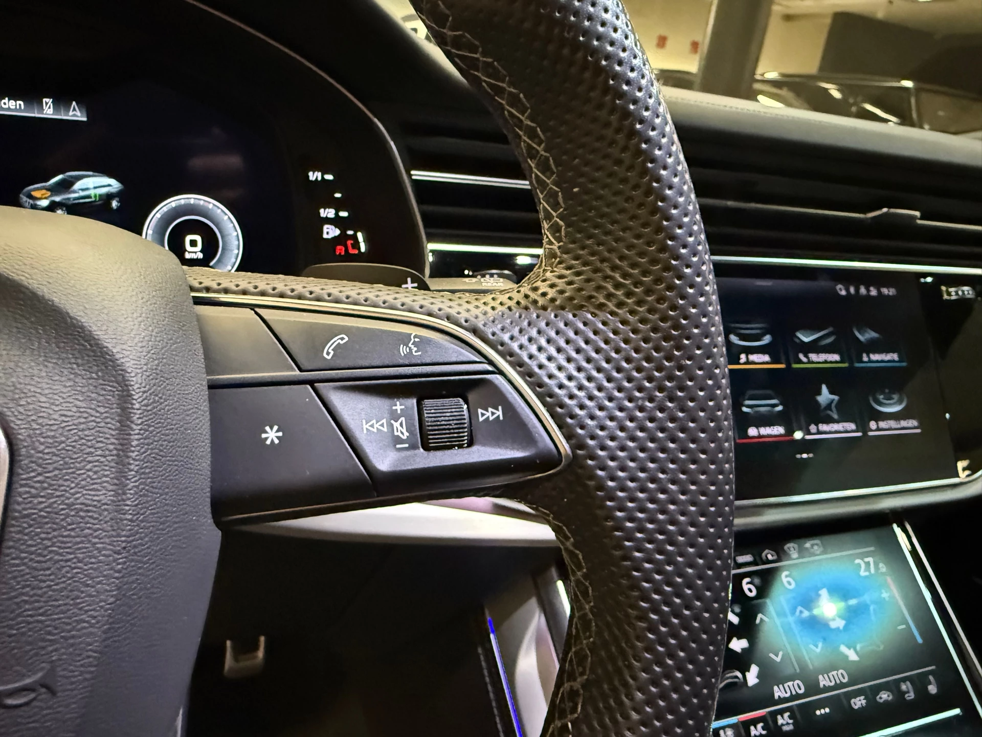 Hoofdafbeelding Audi Q8