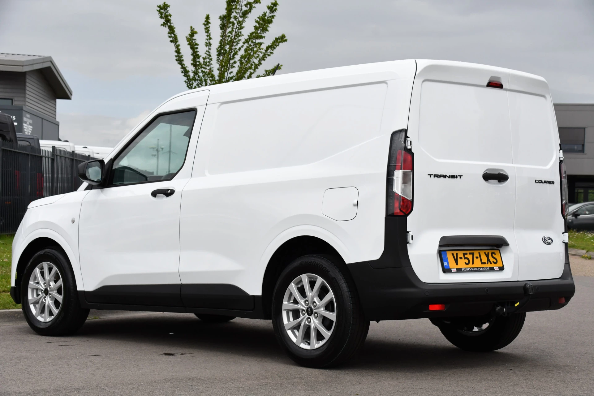 Hoofdafbeelding Ford Transit Courier