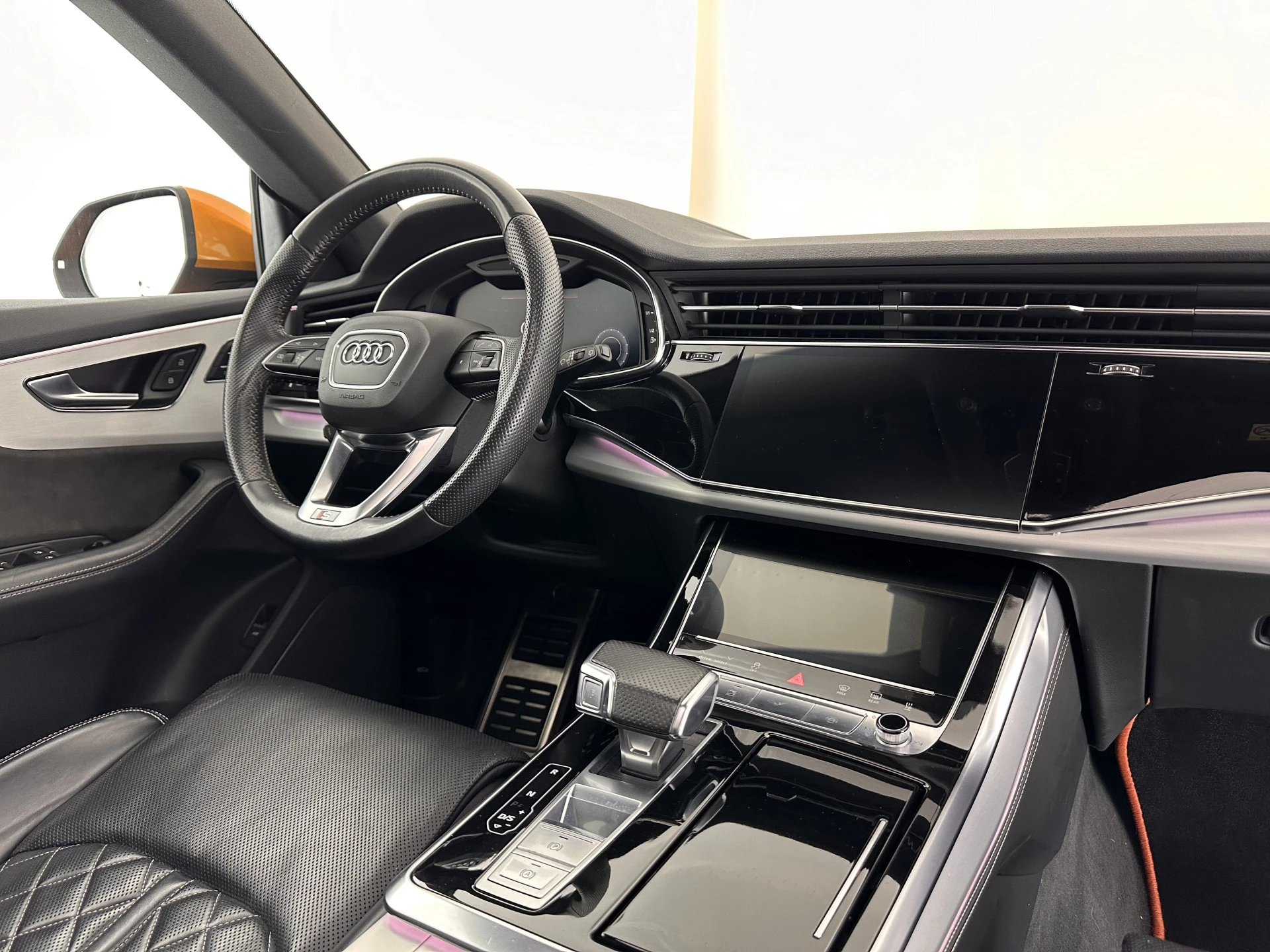 Hoofdafbeelding Audi Q8