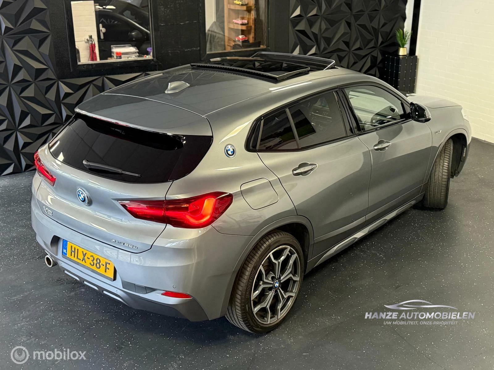 Hoofdafbeelding BMW X2
