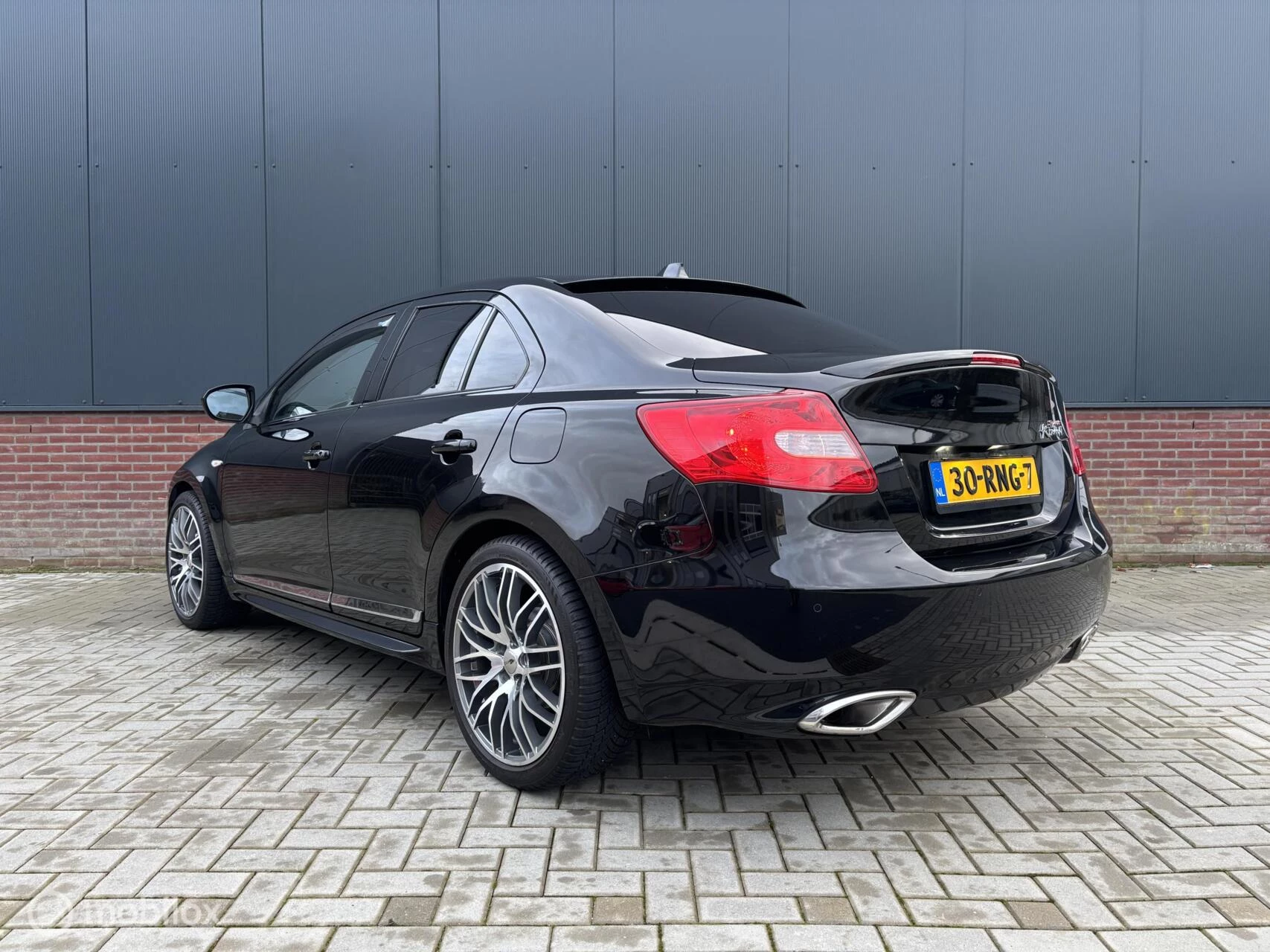 Hoofdafbeelding Suzuki Kizashi