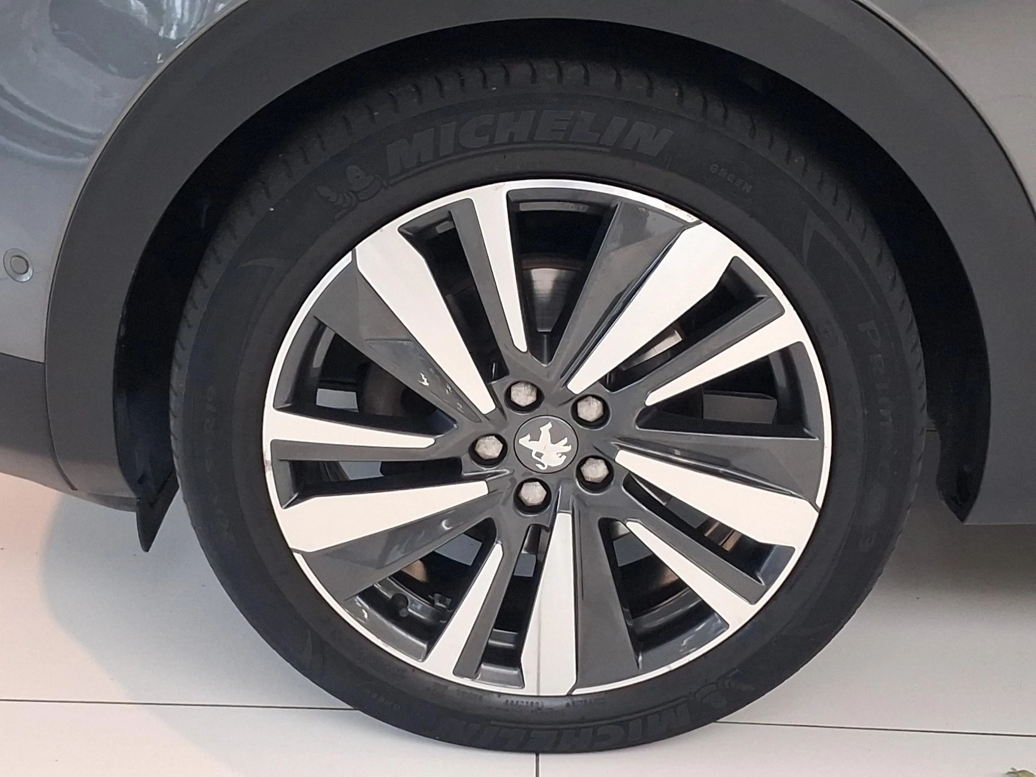 Hoofdafbeelding Peugeot 5008