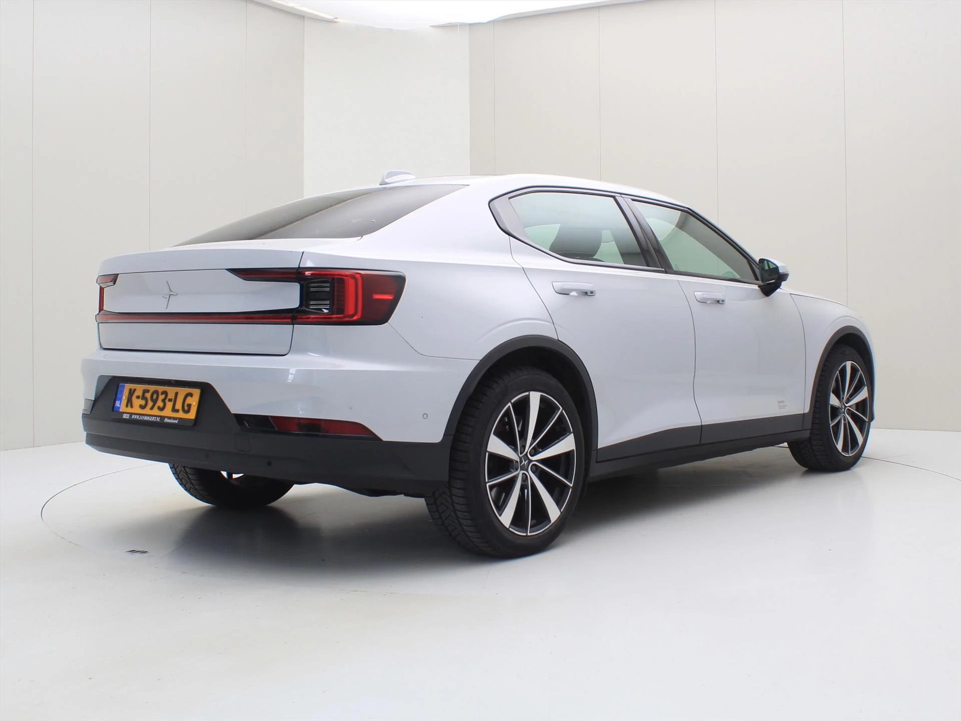 Hoofdafbeelding Polestar 2