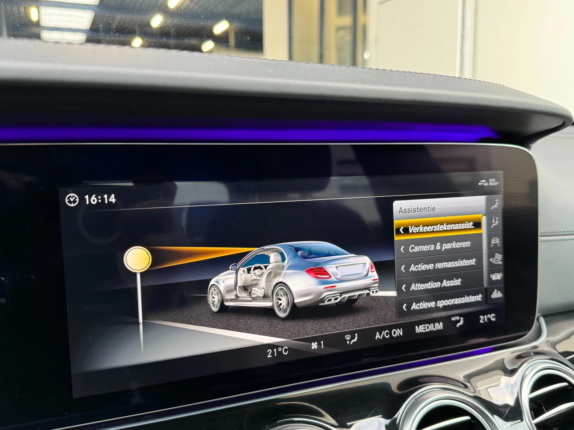 Hoofdafbeelding Mercedes-Benz E-Klasse