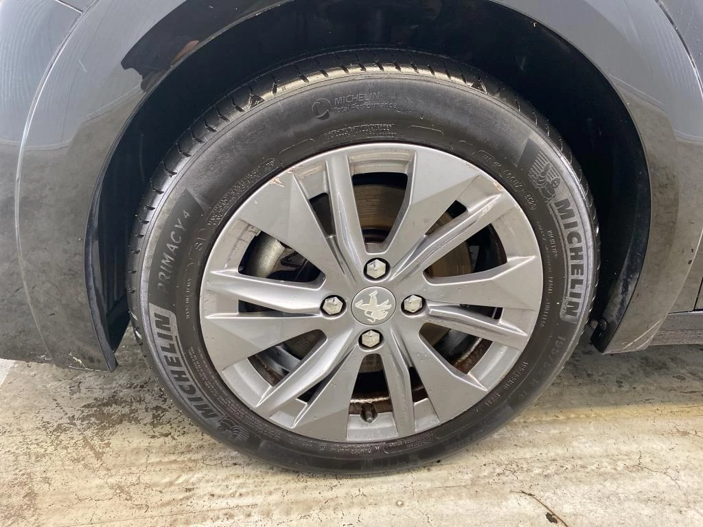 Hoofdafbeelding Peugeot e-208