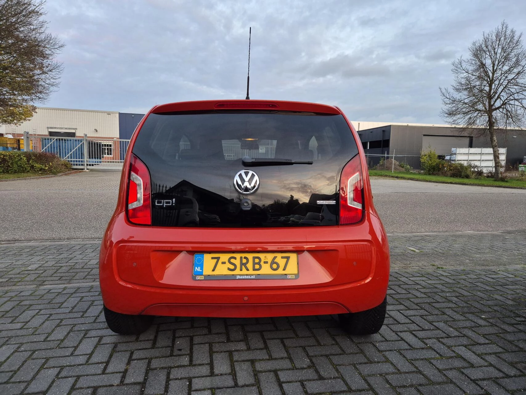 Hoofdafbeelding Volkswagen up!