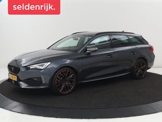 Cupra Leon 1.4 eHybrid VZ | SOH 93,4% | Stoelverwarming | Trekhaak | Adaptive cruise | Carplay | Navigatie | Sfeerverlichting | Stuurverwarming | 19'' | Parkeerhulp | Climate control | Half leder | Sportstoelen | PHEV | Plug In