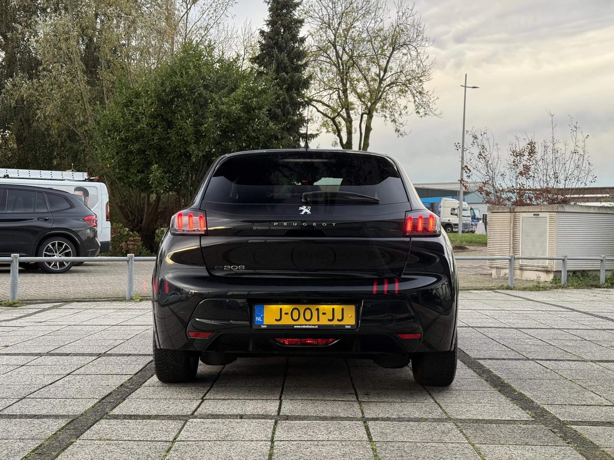 Hoofdafbeelding Peugeot e-208