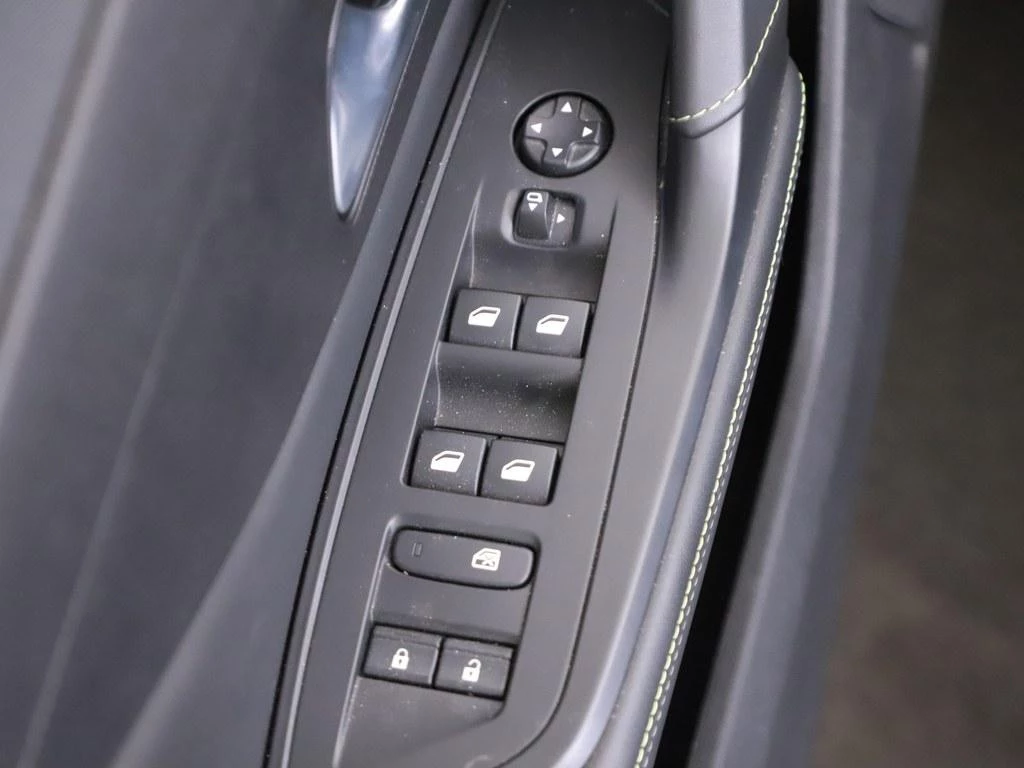 Hoofdafbeelding Peugeot 408