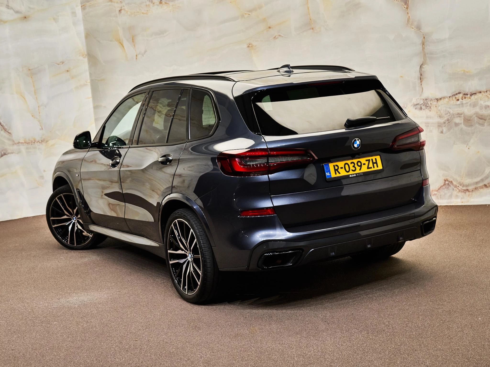 Hoofdafbeelding BMW X5